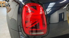 MINI Hatchback 1.5 Cooper Exclusive Premium Plus 5dr Auto Petrol Hatchback